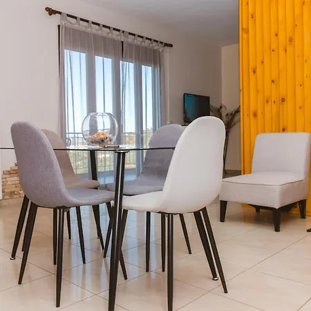 Apartman Aristos &